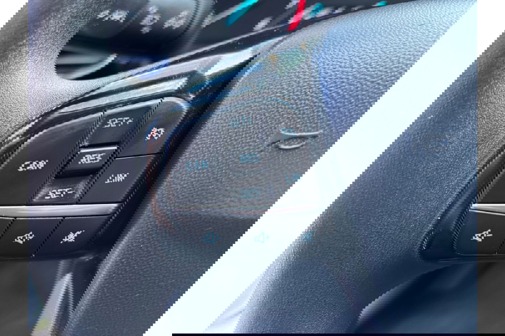 Ford Fiesta 1.0 ECOB. CONNECTED NAVI AIRCO CRUISE CONTROL
