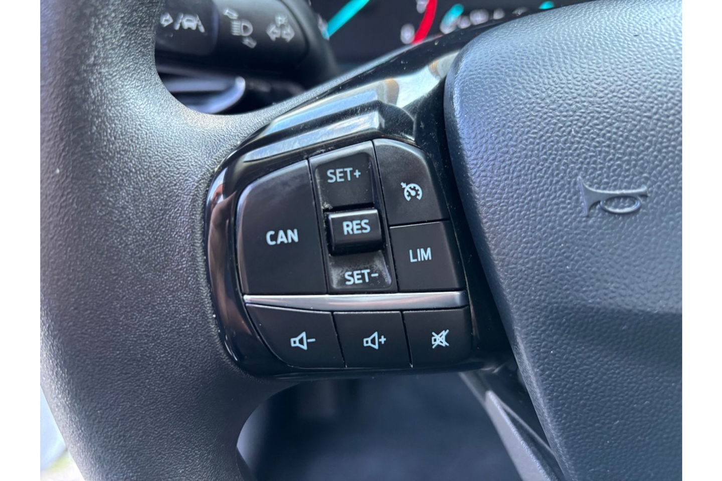Ford Fiesta 1.0 ECOB. CONNECTED NAVI AIRCO CRUISE CONTROL