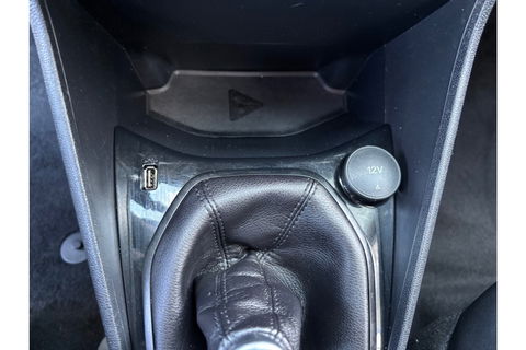 Ford Fiesta 1.0 ECOB. CONNECTED NAVI AIRCO CRUISE CONTROL