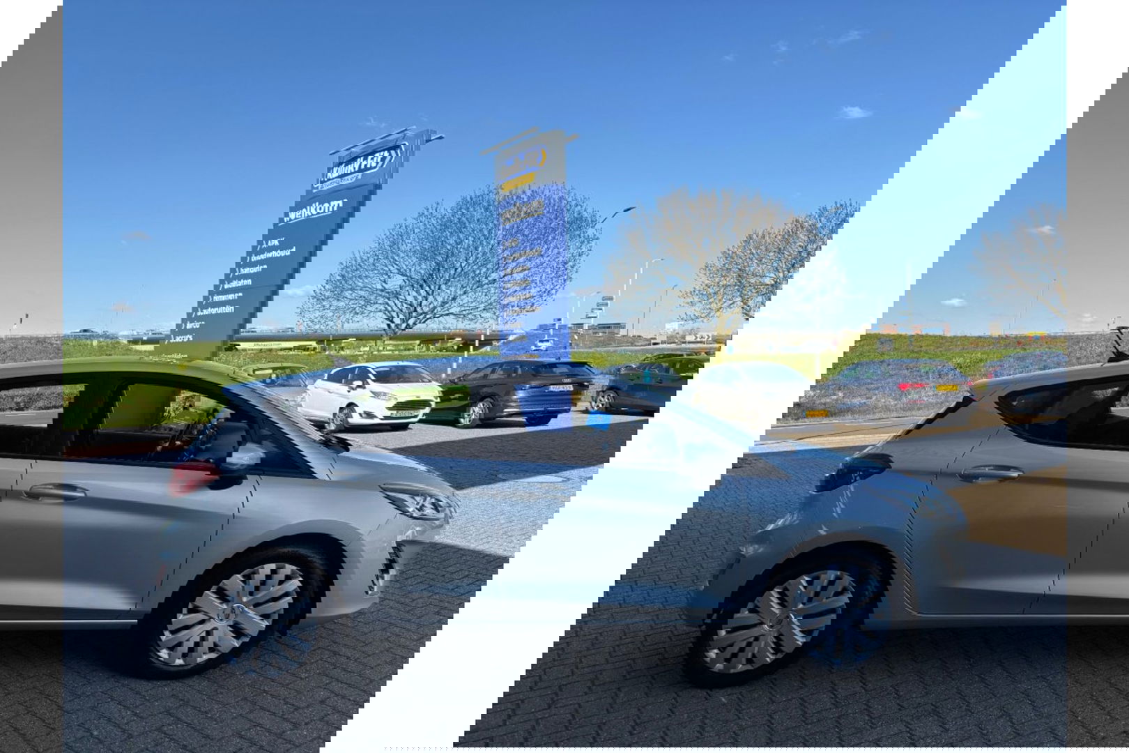 Ford Fiesta 1.0 ECOB. CONNECTED NAVI AIRCO CRUISE CONTROL