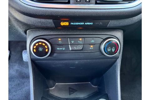 Ford Fiesta 1.0 ECOB. CONNECTED NAVI AIRCO CRUISE CONTROL