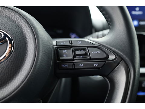 Toyota Yaris Cross 1.5 Hybrid Dynamic | Navi | Camera | Keyless | Adapt. Cruise | All Seasons
