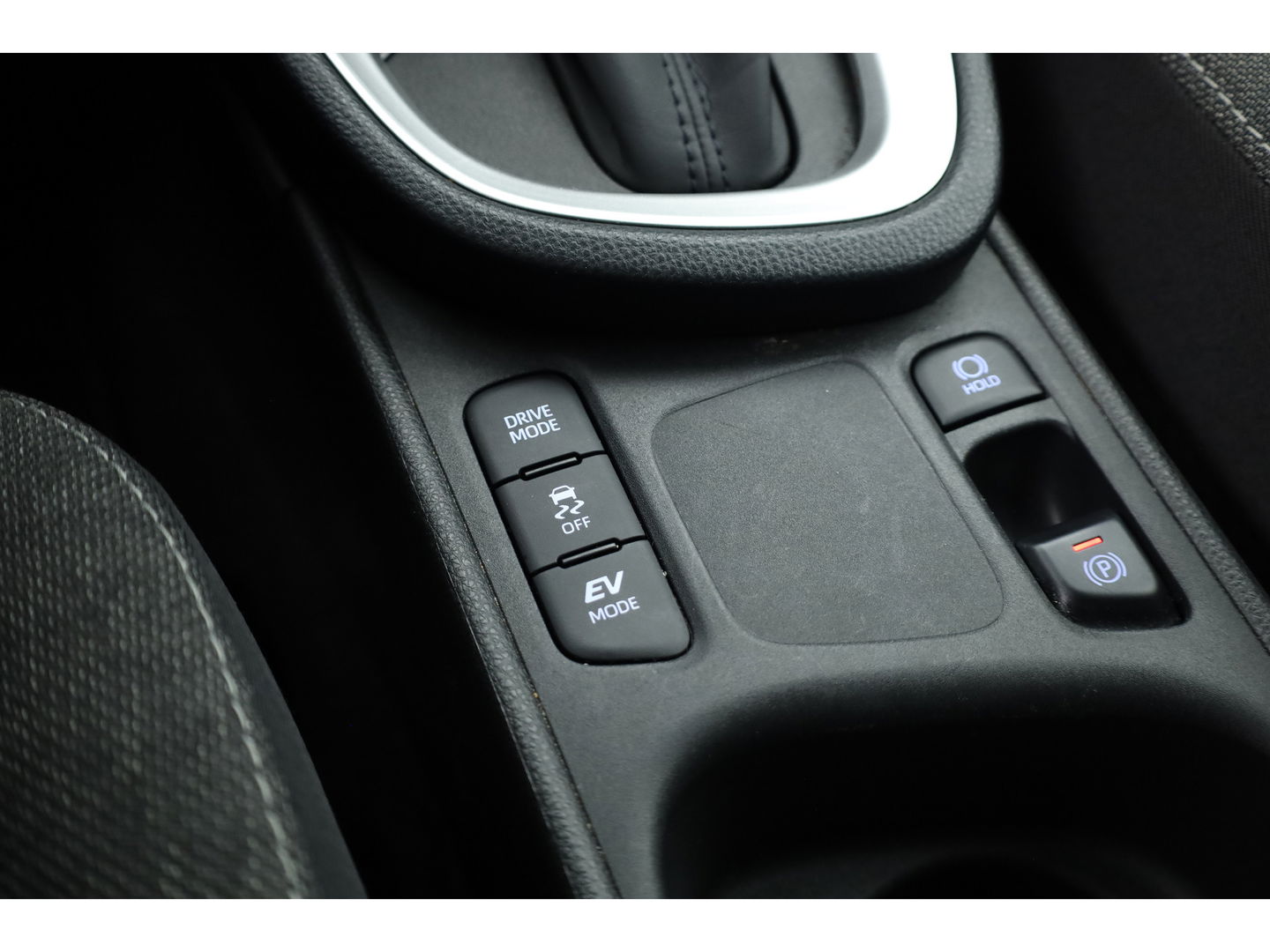 Toyota Yaris Cross 1.5 Hybrid Dynamic | Navi | Camera | Keyless | Adapt. Cruise | All Seasons