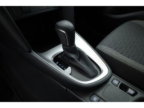 Toyota Yaris Cross 1.5 Hybrid Dynamic | Navi | Camera | Keyless | Adapt. Cruise | All Seasons