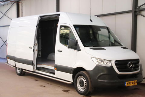 Mercedes-Benz Sprinter 316 2.2 CDI AUTOMAAT L3H2 3500KG TREKVERMOGEN