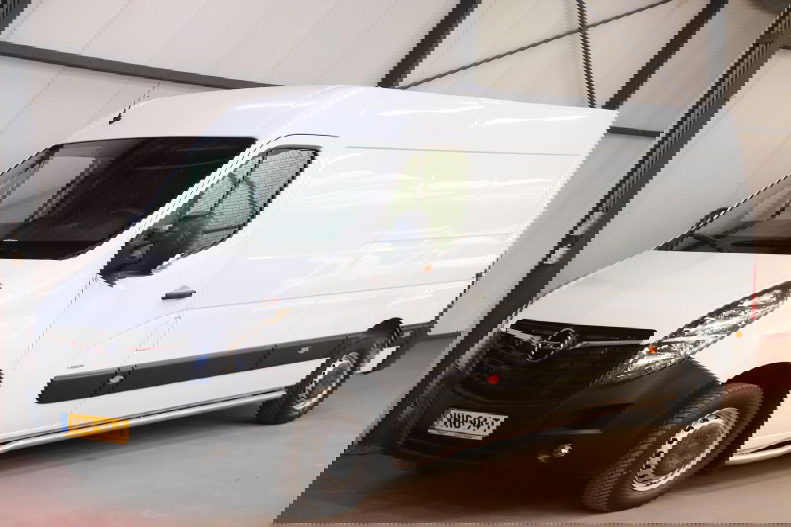 Opel Movano 2.3 Turbo 135PK L3H2 POST NL STELLINGEN