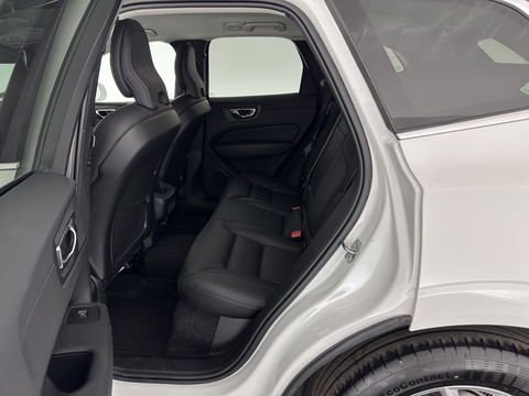 Volvo XC60 2.0 D4 Momentum Pro AUT. *(INCL. BTW) |  SPORT SEAT LEATHER | NAVI | CRUISE | TOWBAR*