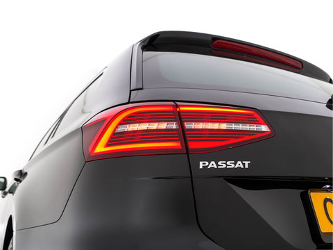 Volkswagen Passat Variant 2.0 BiTDI 4Motion Highline Executive-Pack Aut. *PANO | ADAPTIVE-CRUISE | DIGI-COCKPIT | NAVI-FULLMAP | LEATHER-ALCANTARA | FULL-LED | ERGONOMIC-COMFORT-SEATS | KEYLESS | ECC | PARKPILOT | TOWBAR | 17''ALU*