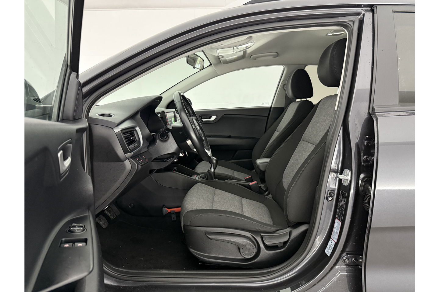 Kia Stonic 1.0 T-GDi DynamicLine Airco Camera Cruise Carplay PDC 17"LMV