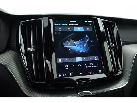 Volvo XC60 T8 Recharge Ultimate Black Edition | Full option | Luchtvering | Massage | Bowers &Wilkins | HUD | Pano | stoelventi. | | Gelaagd Glas |