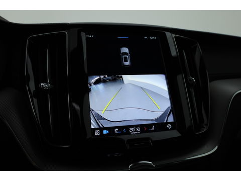 Volvo XC60 T8 Recharge Ultimate Black Edition | Full option | Luchtvering | Massage | Bowers &Wilkins | HUD | Pano | stoelventi. | | Gelaagd Glas |