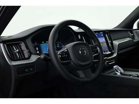 Volvo XC60 T8 Recharge Ultimate Black Edition | Full option | Luchtvering | Massage | Bowers &Wilkins | HUD | Pano | stoelventi. | | Gelaagd Glas |