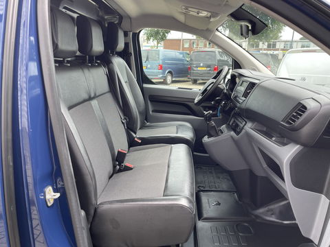 Peugeot Expert 226C 1.6 BlueHDI 95 Premium / speciaal gebouwd voor honden vervoer / hondenauto / omvormer / airco / cruise control / trekhaak / parkeersensoren achter !