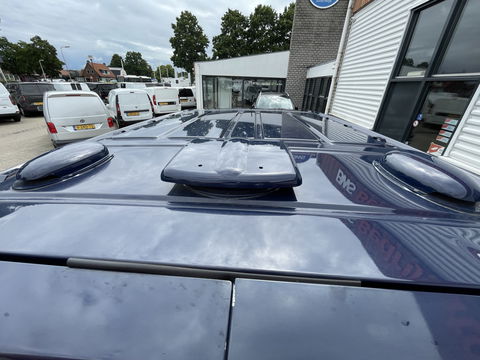 Peugeot Expert 226C 1.6 BlueHDI 95 Premium / speciaal gebouwd voor honden vervoer / hondenauto / omvormer / airco / cruise control / trekhaak / parkeersensoren achter !