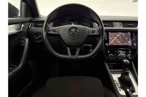Škoda Octavia 1.5 TSI 150PK Sport Business LED Trekhaak Carplay Clima Cruise Navi PDC 17''LMV