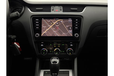 Škoda Octavia 1.5 TSI 150PK Sport Business LED Trekhaak Carplay Clima Cruise Navi PDC 17''LMV