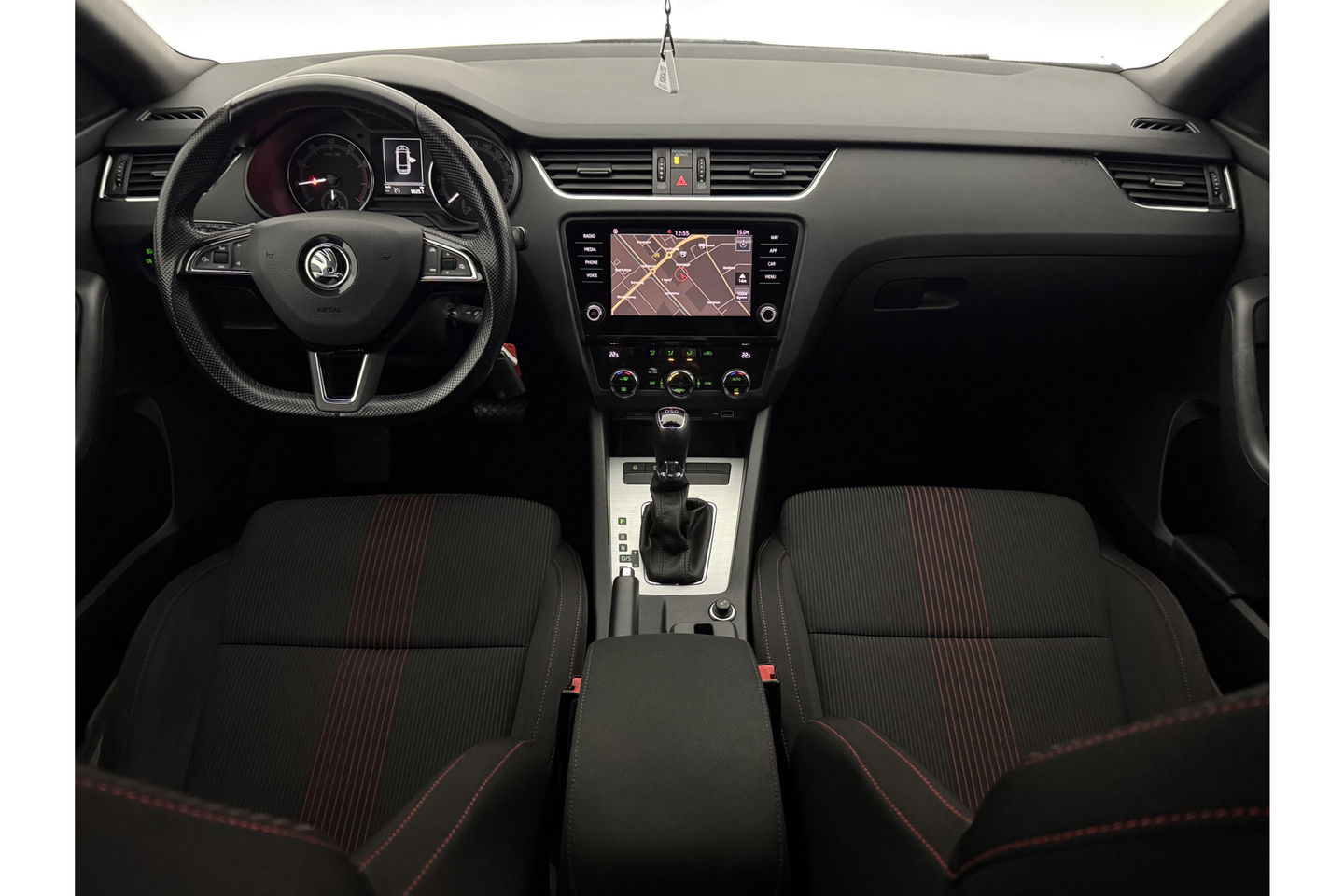 Škoda Octavia 1.5 TSI 150PK Sport Business LED Trekhaak Carplay Clima Cruise Navi PDC 17''LMV