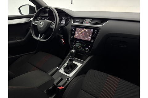 Škoda Octavia 1.5 TSI 150PK Sport Business LED Trekhaak Carplay Clima Cruise Navi PDC 17''LMV