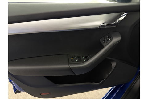 Škoda Octavia 1.5 TSI 150PK Sport Business LED Trekhaak Carplay Clima Cruise Navi PDC 17''LMV