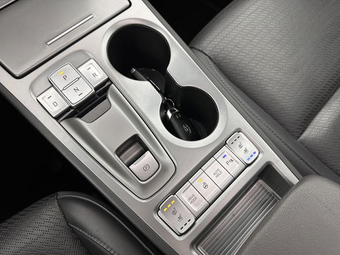Hyundai KONA EV Premium 64 kWh *FULL-LEATHER | HEAD-UP | SUNROOF | FULL-LED | NAVI-FULLMAP | DAB | ADAPTIVE-CRUISE | KEYLESS | CAMERA | BLIND-SPOT | LANE-ASSIST | DIGI-COCKPIT | COMFORT-SEATS | 17''ALU*