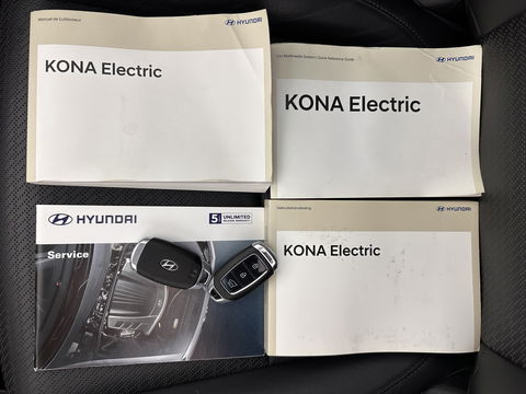 Hyundai KONA EV Premium 64 kWh *FULL-LEATHER | HEAD-UP | SUNROOF | FULL-LED | NAVI-FULLMAP | DAB | ADAPTIVE-CRUISE | KEYLESS | CAMERA | BLIND-SPOT | LANE-ASSIST | DIGI-COCKPIT | COMFORT-SEATS | 17''ALU*