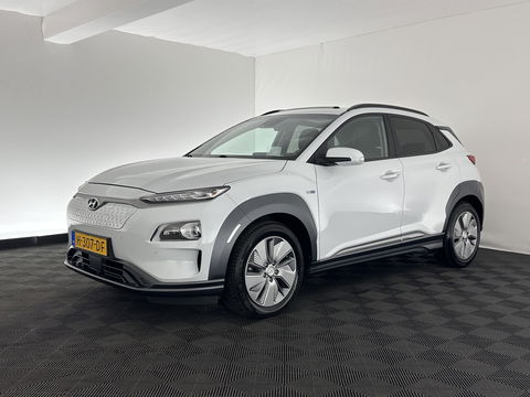 Hyundai KONA EV Premium 64 kWh *FULL-LEATHER | HEAD-UP | SUNROOF | FULL-LED | NAVI-FULLMAP | DAB | ADAPTIVE-CRUISE | KEYLESS | CAMERA | BLIND-SPOT | LANE-ASSIST | DIGI-COCKPIT | COMFORT-SEATS | 17''ALU*