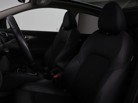 Nissan QASHQAI 1.3 DIG-T Tekna | Automaat | Panoramadak | Elektrische stoelen | Stoelverwarming | Adaptive cruise | Navigatie | 360 Camera | Full LED
