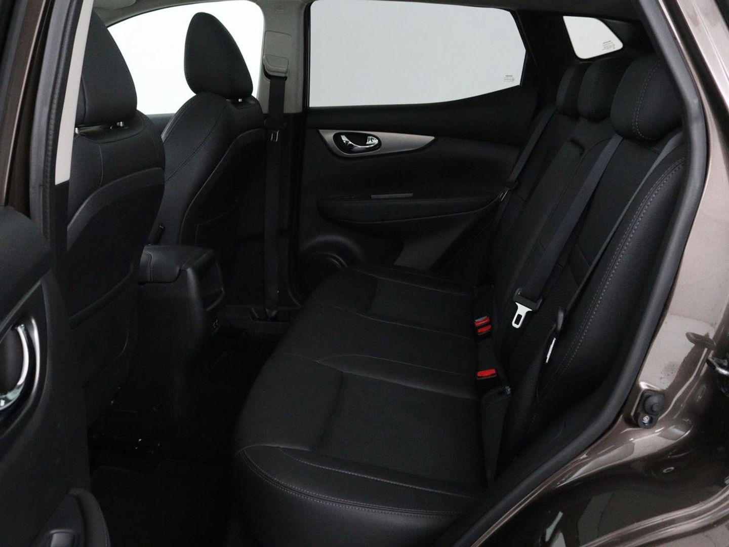 Nissan QASHQAI 1.3 DIG-T Tekna | Automaat | Panoramadak | Elektrische stoelen | Stoelverwarming | Adaptive cruise | Navigatie | 360 Camera | Full LED