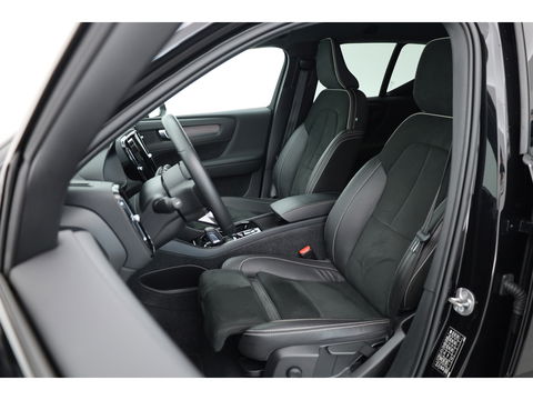 Volvo XC40 1.5 T5 Recharge R-Design | Trekhaak | ACC | Camera | stoel + stuurverw. |
