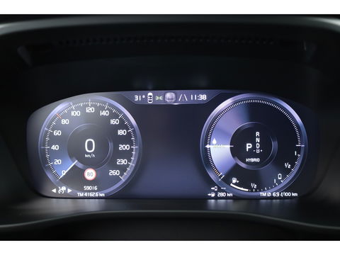 Volvo XC40 1.5 T5 Recharge R-Design | Trekhaak | ACC | Camera | stoel + stuurverw. |