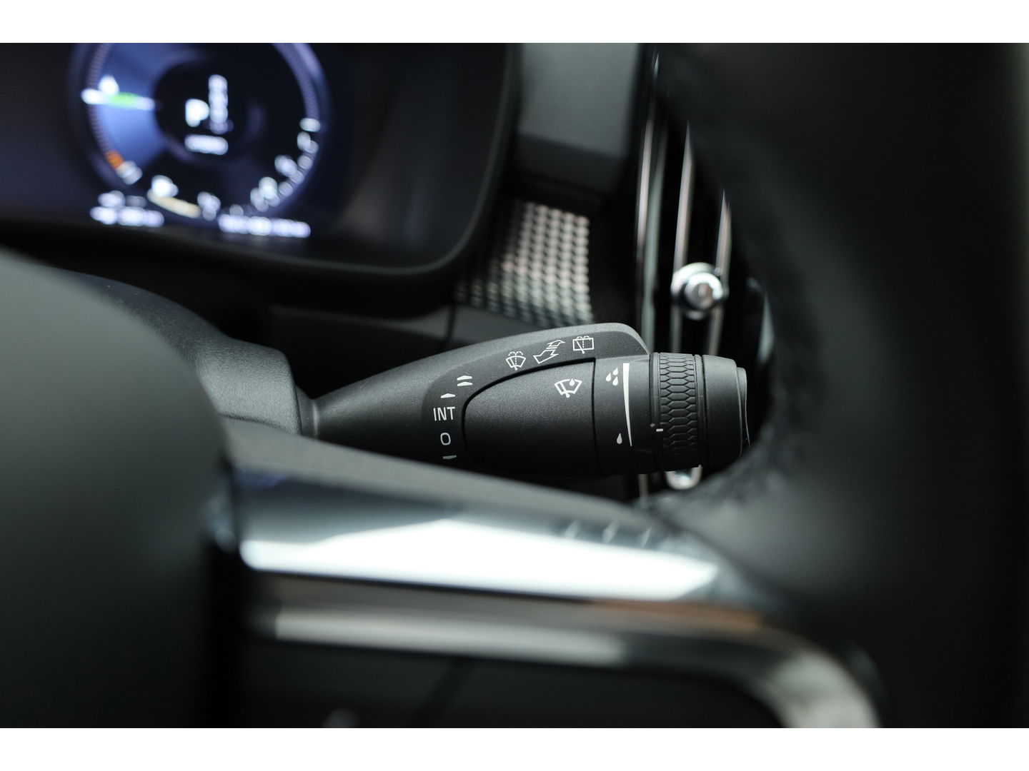 Volvo XC40 1.5 T5 Recharge R-Design | Trekhaak | ACC | Camera | stoel + stuurverw. |