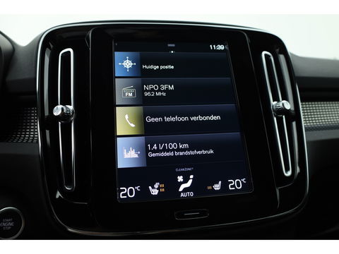 Volvo XC40 1.5 T5 Recharge R-Design | Trekhaak | ACC | Camera | stoel + stuurverw. |