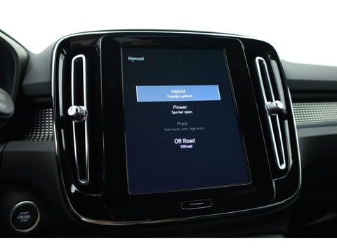 Volvo XC40 1.5 T5 Recharge R-Design | Trekhaak | ACC | Camera | stoel + stuurverw. |