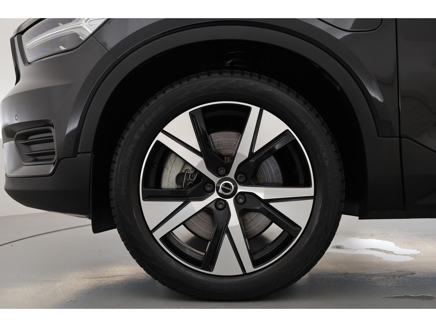 Volvo XC40 1.5 T5 Recharge R-Design | Trekhaak | ACC | Camera | stoel + stuurverw. |