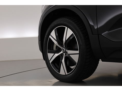 Volvo XC40 1.5 T5 Recharge R-Design | Trekhaak | ACC | Camera | stoel + stuurverw. |