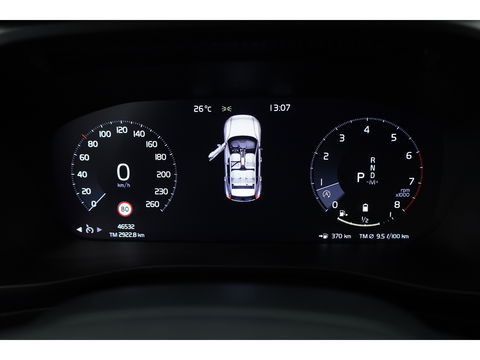 Volvo XC40 2.0 B4 R-Design Camera | Stoel + stuurverwarming | 20 inch | H&K Audio |