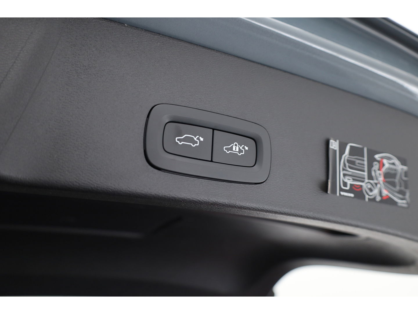 Volvo XC40 2.0 B4 R-Design Camera | Stoel + stuurverwarming | 20 inch | H&K Audio |