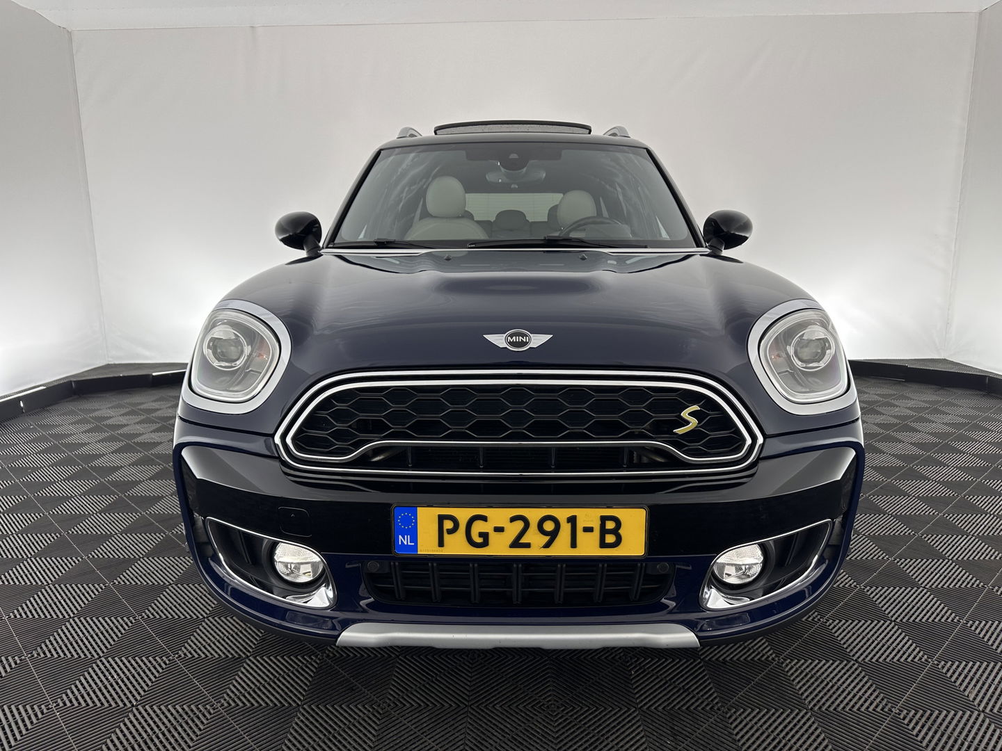MINI Countryman 2.0 Cooper S E ALL4 Chili *AUT | PANO | HARMAN-KARDON | LEDER | LED | NAVI | HEAD-UP | 19" ALU | MEMORY SEATS | CAMERA*