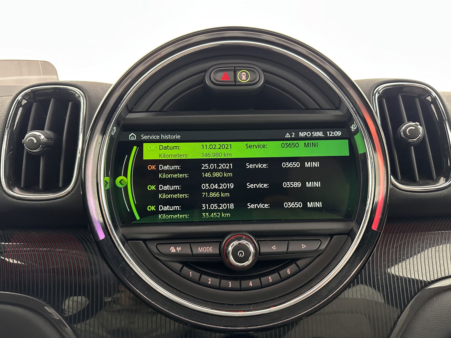 MINI Countryman 2.0 Cooper S E ALL4 Chili *AUT | PANO | HARMAN-KARDON | LEDER | LED | NAVI | HEAD-UP | 19" ALU | MEMORY SEATS | CAMERA*