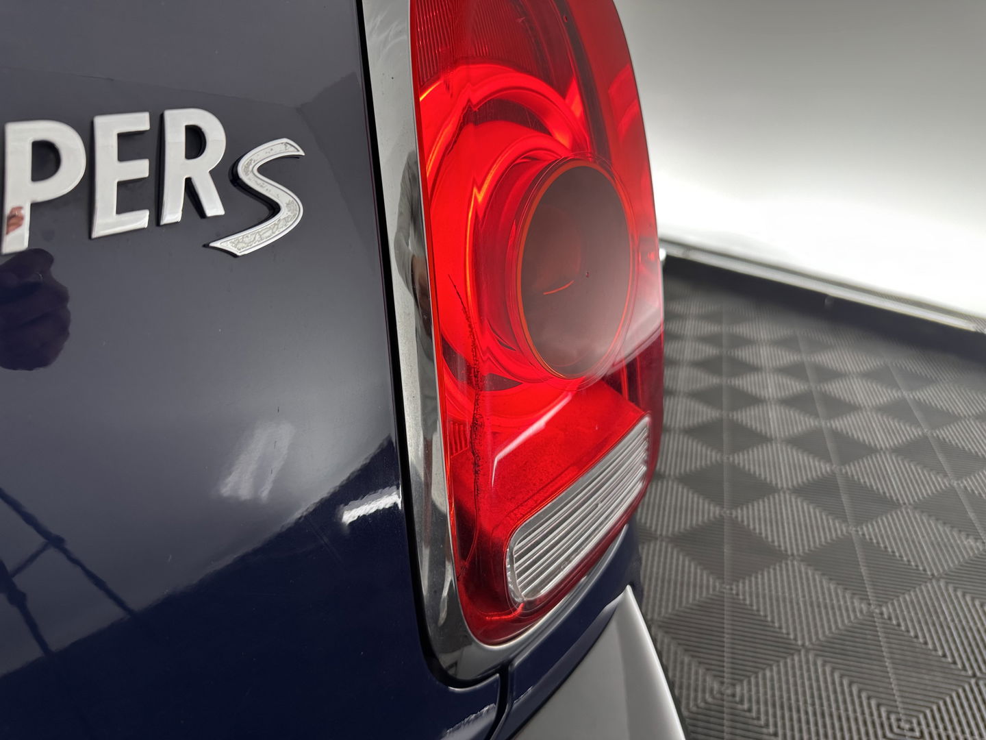 MINI Countryman 2.0 Cooper S E ALL4 Chili *AUT | PANO | HARMAN-KARDON | LEDER | LED | NAVI | HEAD-UP | 19" ALU | MEMORY SEATS | CAMERA*