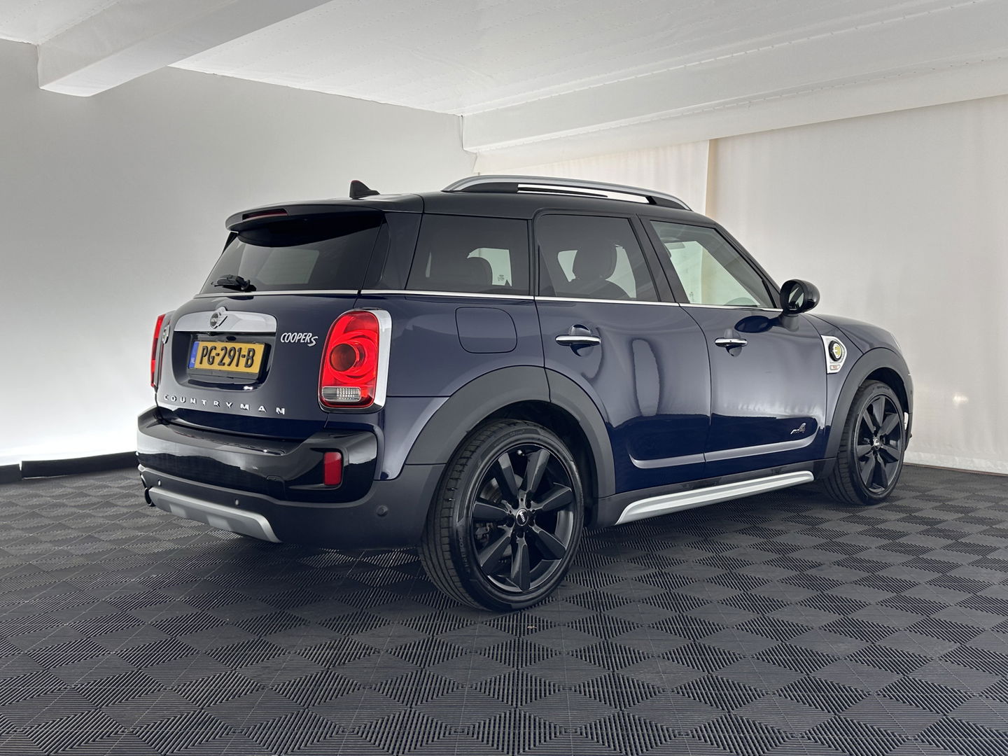 MINI Countryman 2.0 Cooper S E ALL4 Chili *AUT | PANO | HARMAN-KARDON | LEDER | LED | NAVI | HEAD-UP | 19" ALU | MEMORY SEATS | CAMERA*