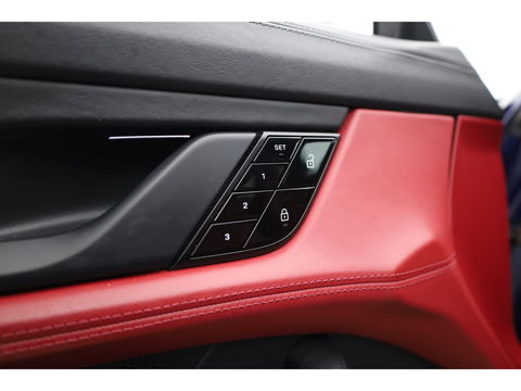 Porsche Taycan 4S 79 kWh | Dual View | Pano | BOSE | Matrix LED | Adapt. Cruise | 20'' | Memory seats