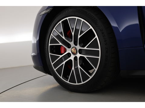Porsche Taycan 4S 79 kWh | Dual View | Pano | BOSE | Matrix LED | Adapt. Cruise | 20'' | Memory seats