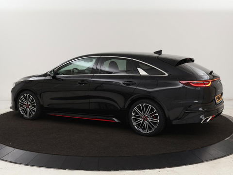Kia ProCeed 1.6 T-GDI GT | Leder/Alcantara | Stoel & stuurverwarming | Adaptive cruise | Camera | JBL Sound | Memory | Full LED | Keyless