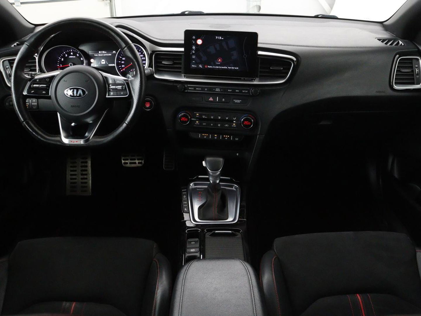 Kia ProCeed 1.6 T-GDI GT | Leder/Alcantara | Stoel & stuurverwarming | Adaptive cruise | Camera | JBL Sound | Memory | Full LED | Keyless