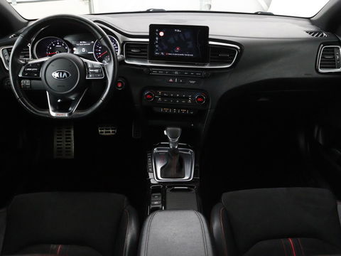 Kia ProCeed 1.6 T-GDI GT | Leder/Alcantara | Stoel & stuurverwarming | Adaptive cruise | Camera | JBL Sound | Memory | Full LED | Keyless