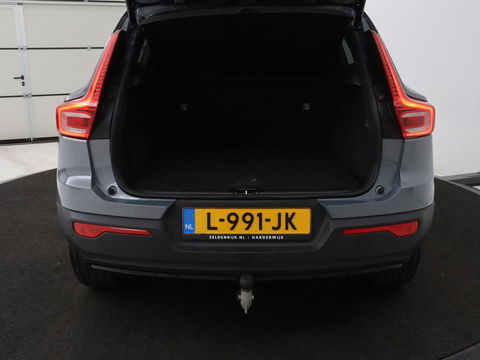 Volvo XC40 1.5 T4 Rech R Design Expression | Panoramadak | Stoel & stuurverwarming | Adaptive cruise | Trekhaak | Camera | Carplay | Getint glas | PHEV