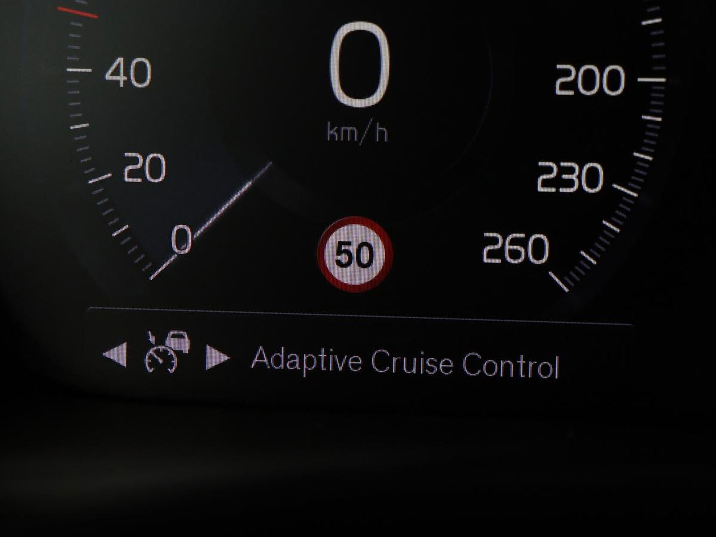 Volvo XC40 1.5 T4 Rech R Design Expression | Panoramadak | Stoel & stuurverwarming | Adaptive cruise | Trekhaak | Camera | Carplay | Getint glas | PHEV