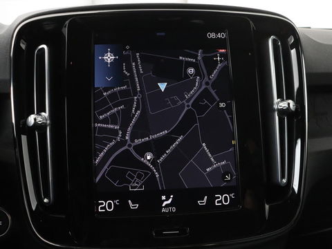 Volvo XC40 1.5 T4 Rech R Design Expression | Panoramadak | Stoel & stuurverwarming | Adaptive cruise | Trekhaak | Camera | Carplay | Getint glas | PHEV