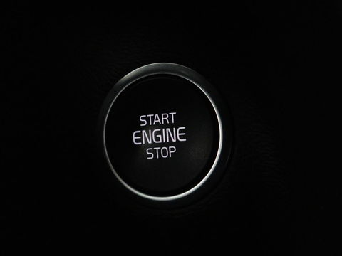 Volvo XC40 1.5 T4 Rech R Design Expression | Panoramadak | Stoel & stuurverwarming | Adaptive cruise | Trekhaak | Camera | Carplay | Getint glas | PHEV